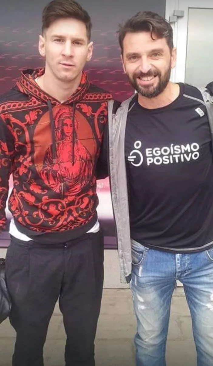 Alex Parreño · Con Leo Messi